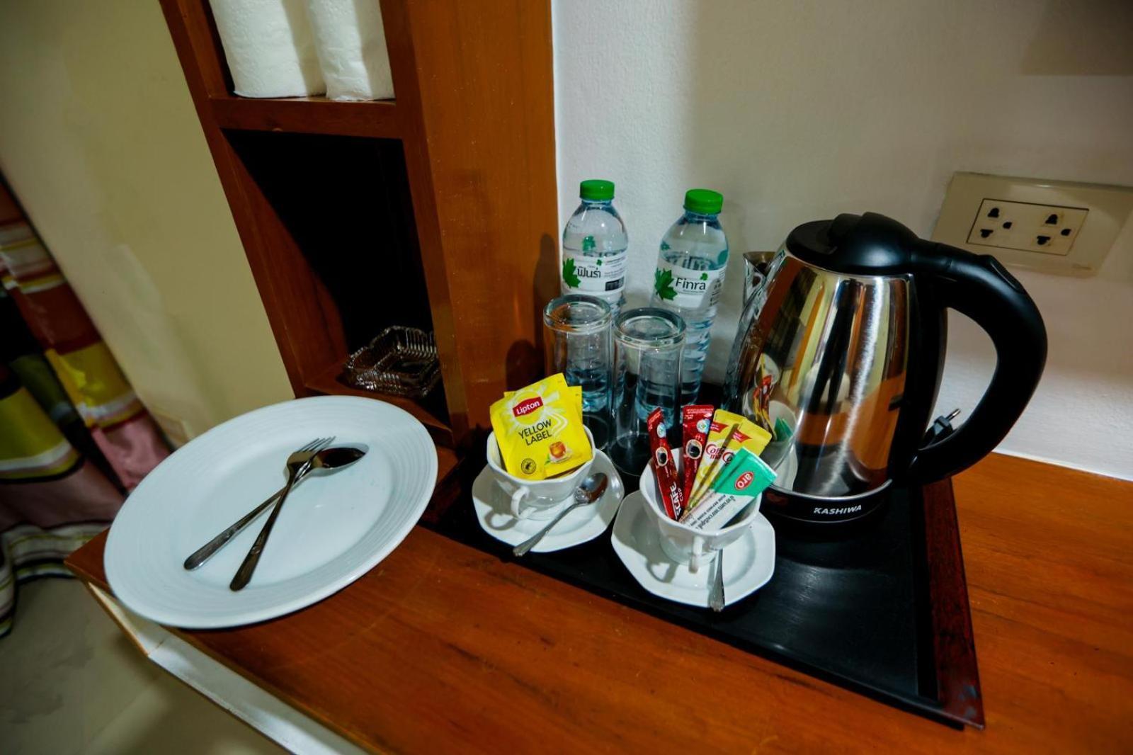 Royal Star Suites Pattaya Exteriör bild